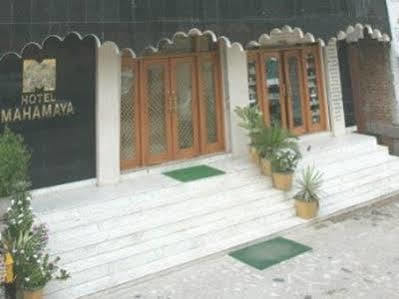 Hotel Mahamaya Бодх Гая Екстериор снимка